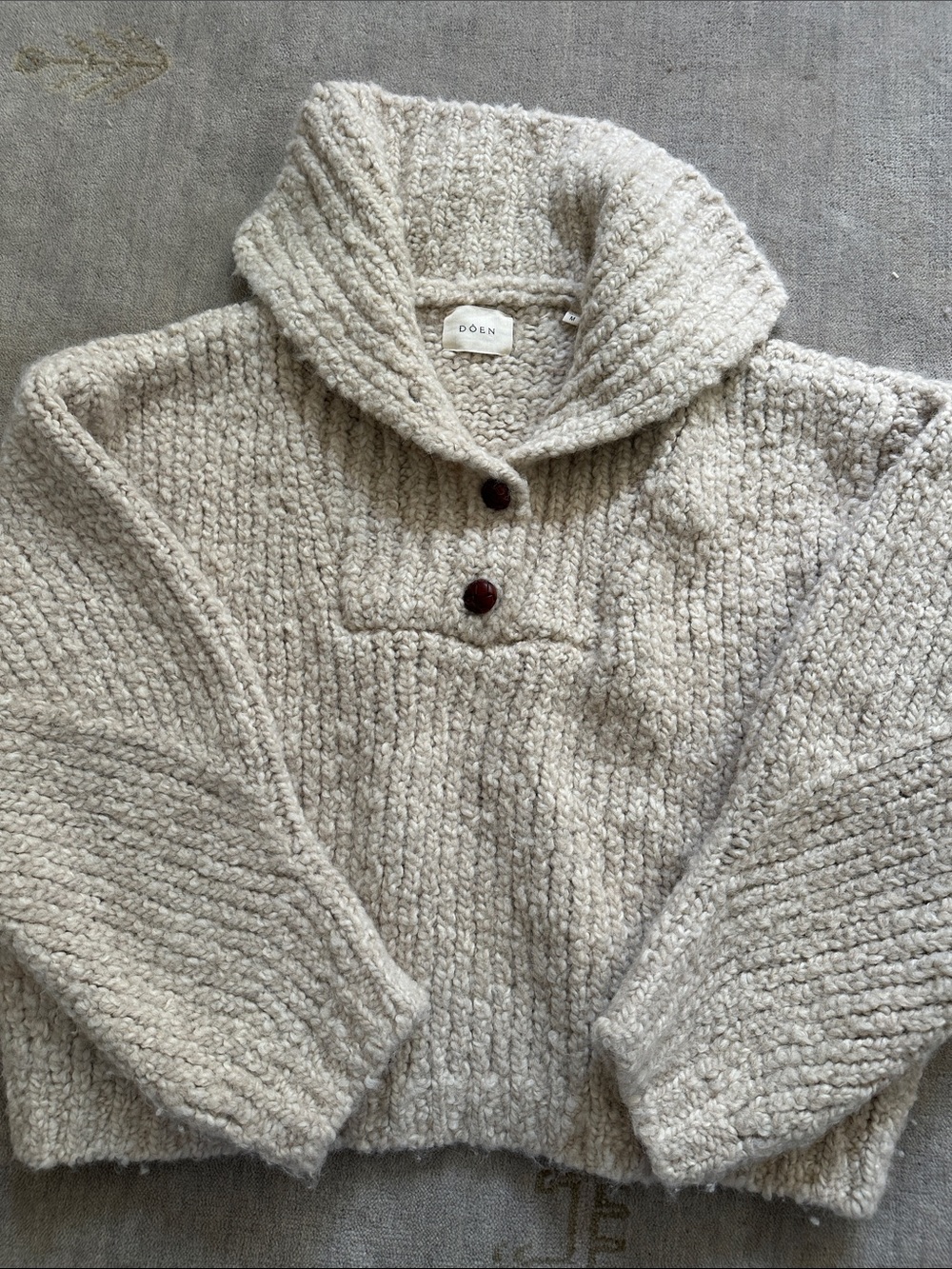 Doen Cream Shawl-Collar Chunky Knit Sweater with Button Placket